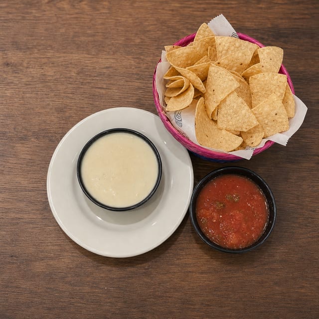 Queso Lunch.